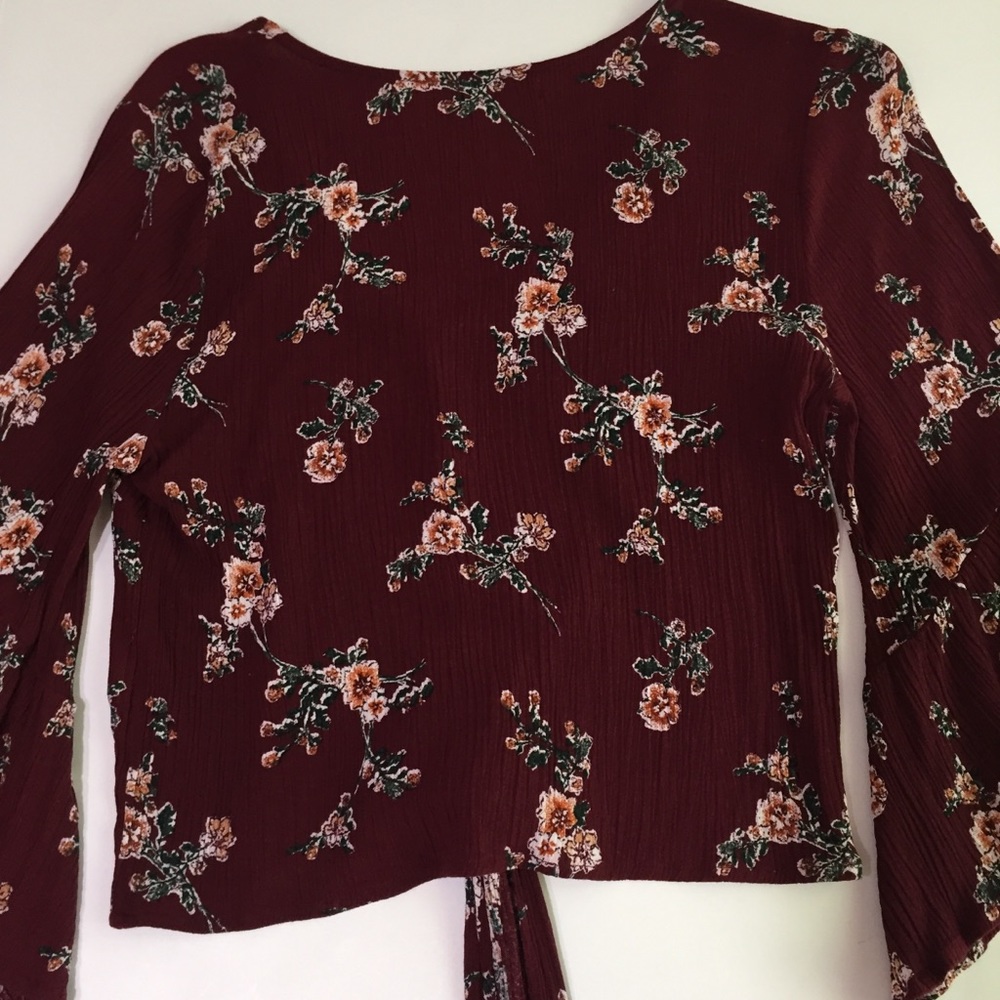Altar'd State Arla V-Neck Top - Picture 10 of 14